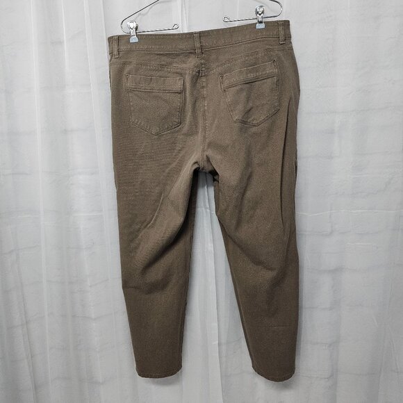 Chico's So Slimming Brown Straight Leg Pants Casual Cropped Stretch 3 (XL) - Picture 8 of 16